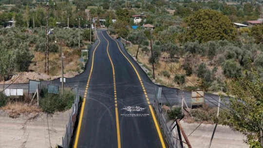 Büyükşehir'den Bozdoğan'da yol yapım çalışması