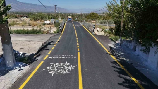Büyükşehir'den Bozdoğan'da yol yapım çalışması
