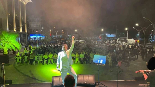 Büyükşehir'den Koçarlı'da yaz konseri