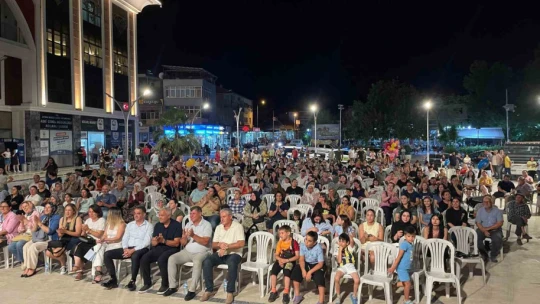 Büyükşehir'den Koçarlı'da yaz konseri