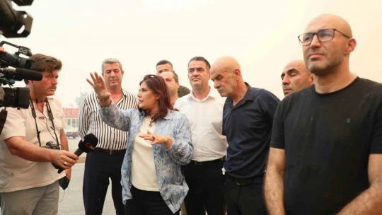 Büyükşehir ekipleri, yangına hızla müdahale etti