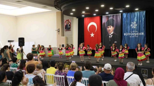 Büyükşehir'in Çocuk Gelişim Merkezleri mezunlarını vermeye devam ediyor