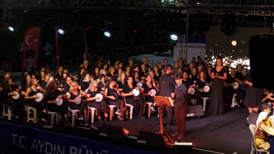 Büyükşehir'in öğrencileri gösterileriyle beğeni topladı