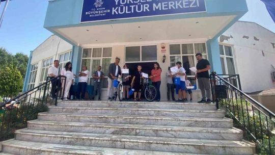 Büyükşehir'in satranç turnuvasında öğrenciler hamlelerini yarıştırdı