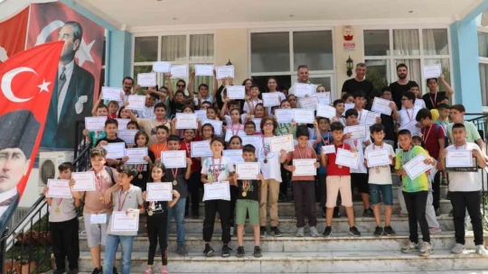 Büyükşehir'in Satranç Turnvası'nda hamleler yarıştı