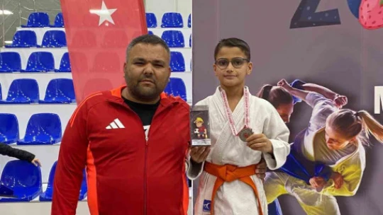 Büyükşehir'in sporcuları turnuvadan 7 madalya ile döndü