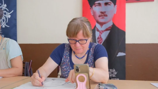 Büyükşehir'in yetişkinler için yaz resim kursları devam ediyor