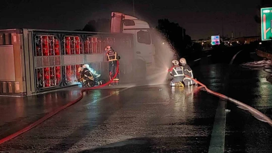 Büyükşehir itfaiyesinin anında müdahalesi faciayı önledi