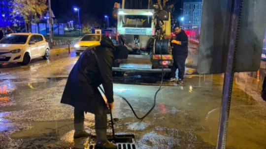 Büyükşehir, kentin dört bir yanında teyakkuza geçti
