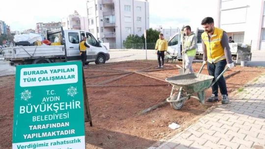 Büyükşehir, Kuşadası'nda çalışmalarını sürdürüyor