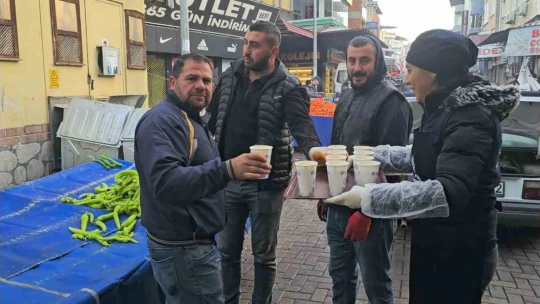 Büyükşehirden Nazilli'de sıcak çorba ikramı