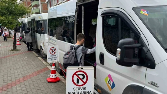 Büyükşehirden okul servislerini rahatlatan çalışma
