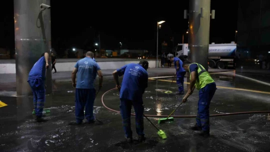 Büyükşehirden otogarlarda temizlik çalışması
