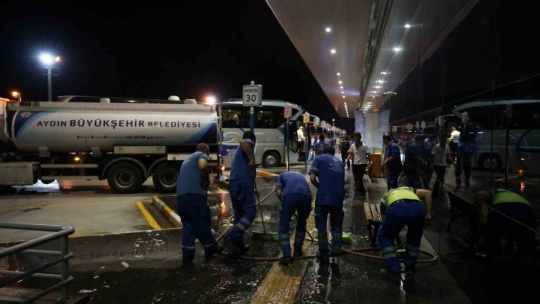 Büyükşehirden otogarlarda temizlik çalışması