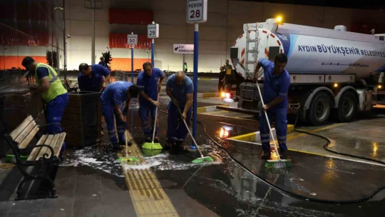 Büyükşehirden otogarlarda temizlik çalışması
