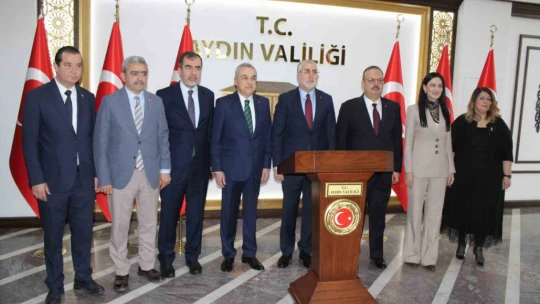 Çalışma ve Sosyal Güvenlik Bakanı Işıkhan, Vali Canbolat ile görüştü