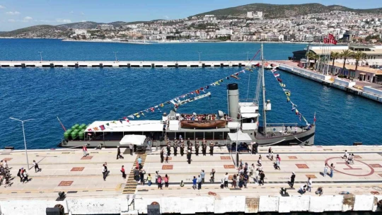 Çanakkale Zaferinin mimarı 'Tgc Nusret' Kuşadası'nda ziyarete açıldı