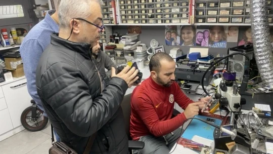 Cep telefonu tamiri belgesi için sınava girdiler