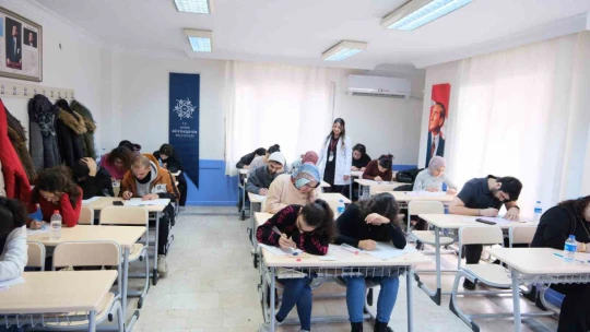 Çerçioğlu öncü oldu, gençler üniversiteli oldu