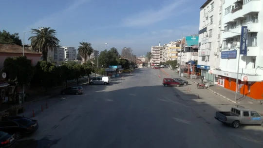 Çerçioğlu, meydan ve otopark projesinin müjdesini verdi