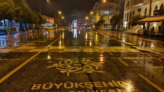 Çerçioğlu, meydan ve otopark projesinin müjdesini verdi