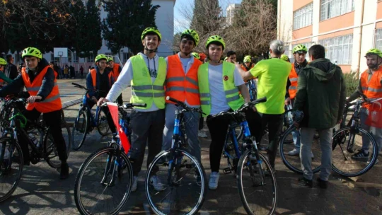 Çevre bilinci ve sağlıklı yaşam için pedal çevirdiler