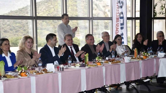 CHP Kuşadası Belediye Meclis Üyesi Adayları Tanıtıldı