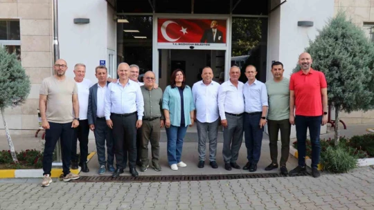 CHP'li Başkanlardan Bozdoğan'a çıkarma