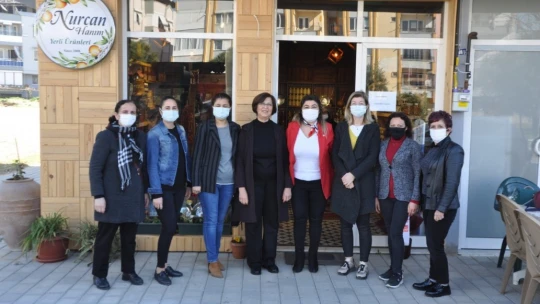 CHP'li kadınlardan kadın girişimciye destek ziyareti