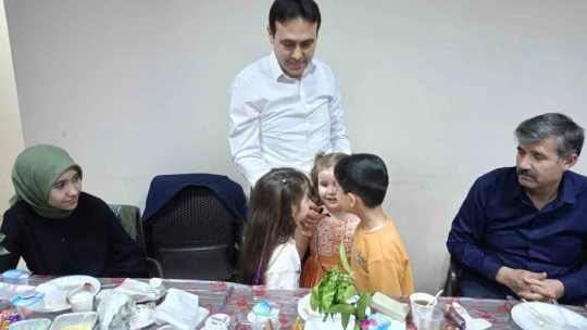 Çine'de çocuklar iftarda buluştu