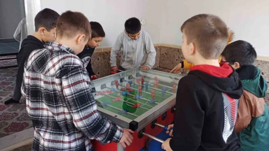 Çine'de genç gönüllüler çocuklarla buluştu
