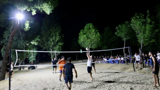 Çine'de sokak voleybolu turnuvası başladı