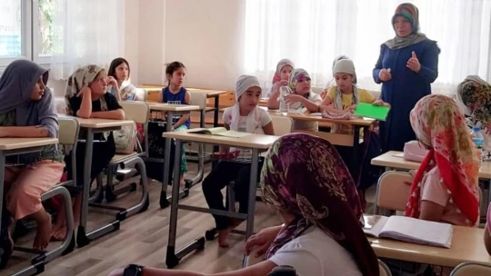 Çine'de Yaz Kur'an Kursu öğrencilerine farkındalık seminerleri veriliyor