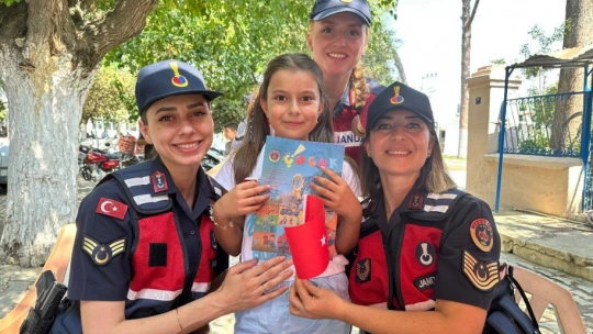 Çineli minikler jandarma ile dolu dolu bir gün geçirdi
