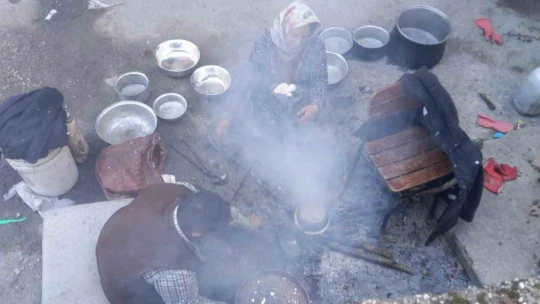 Çırak bulamayınca, işi hanımına öğretti, şimdi zamanla yarışıyorlar