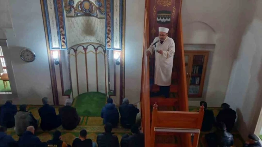 Cuma hutbesinde 'mahremiyet' vurgusu