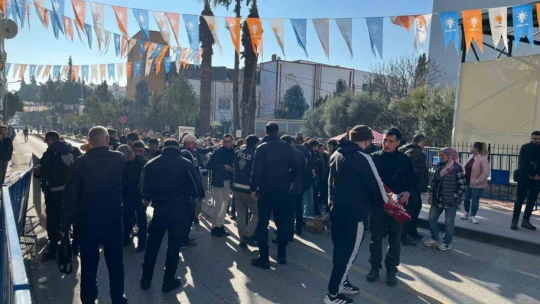 Cumhurbaşkanı Erdoğan için özel giyindiler