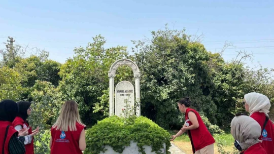 Damla Gönüllülük Hareketi Projesi gençleri Aydın'da etkinliklere başladı