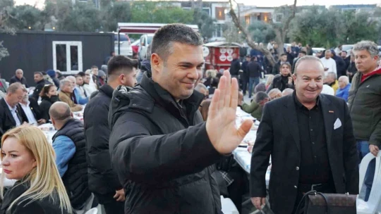 Demokrasinin kalesi Aydın'da parti değiştirmek moda oldu