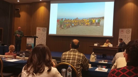Deniz kaplumbağalarının sorunlarına dikkat çektiler