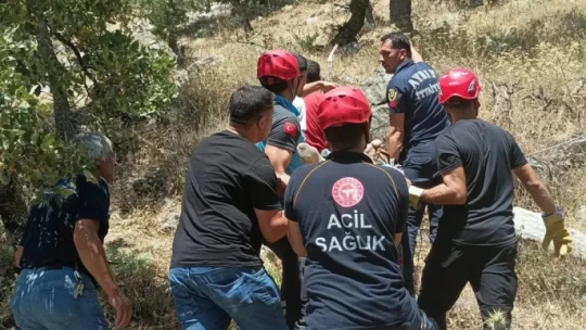 Dere kenarına düşen ve baygın halde bulunan yaşlı adam kurtarıldı