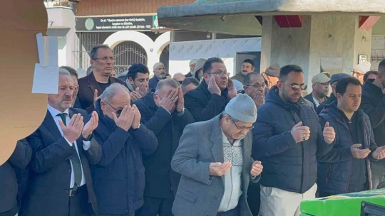 Deve güreşi izlerken hayatını kaybeden Gerçeker, son yolculuğuna uğurlandı