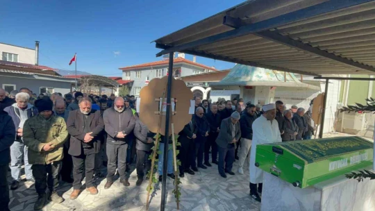 Deve güreşi izlerken hayatını kaybeden Gerçeker, son yolculuğuna uğurlandı