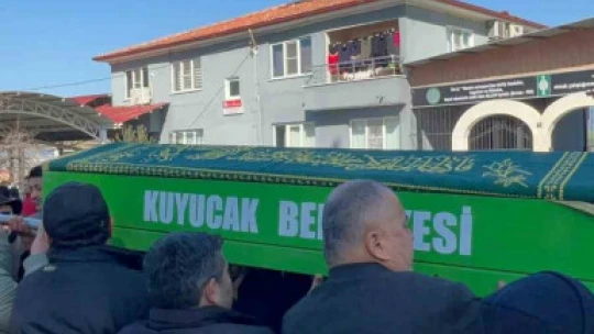 Deve güreşi izlerken hayatını kaybeden Gerçeker, son yolculuğuna uğurlandı