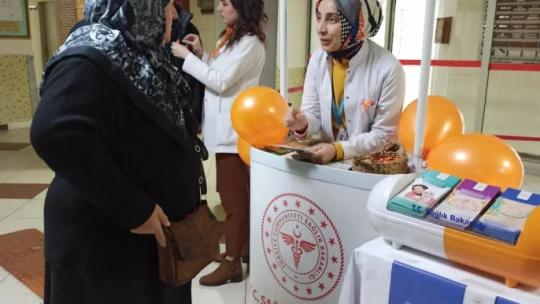 Devlet Hastanesi'nde kansere dikkat çekildi