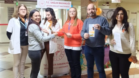 Devlet Hastanesi'nde kansere dikkat çekildi