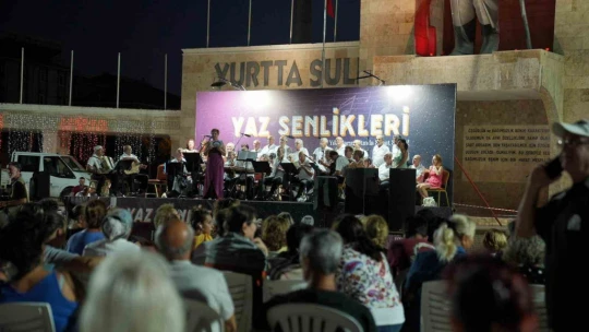 Didim Amfi Tiyatro'da sanat dolu yaz konseri