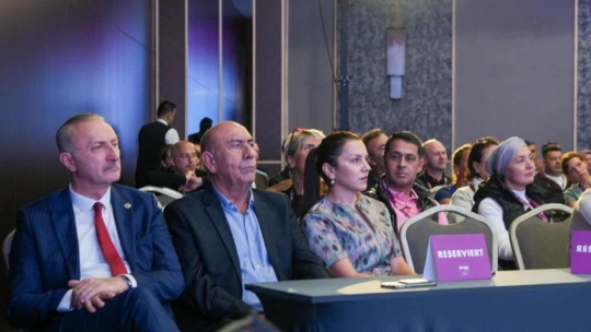 Didim Belediyesi Antalya'daki organizasyona katıldı