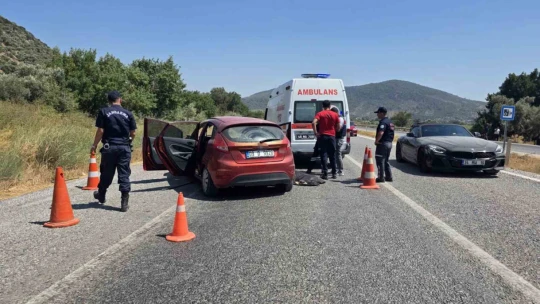 Didim Belediyesi Kültür Müdürü kaza yaptı: 14 yaşındaki kızı hayatını kaybetti