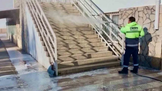 Didim Belediyesi okullarda temizlik çalışmalarını sürdürüyor